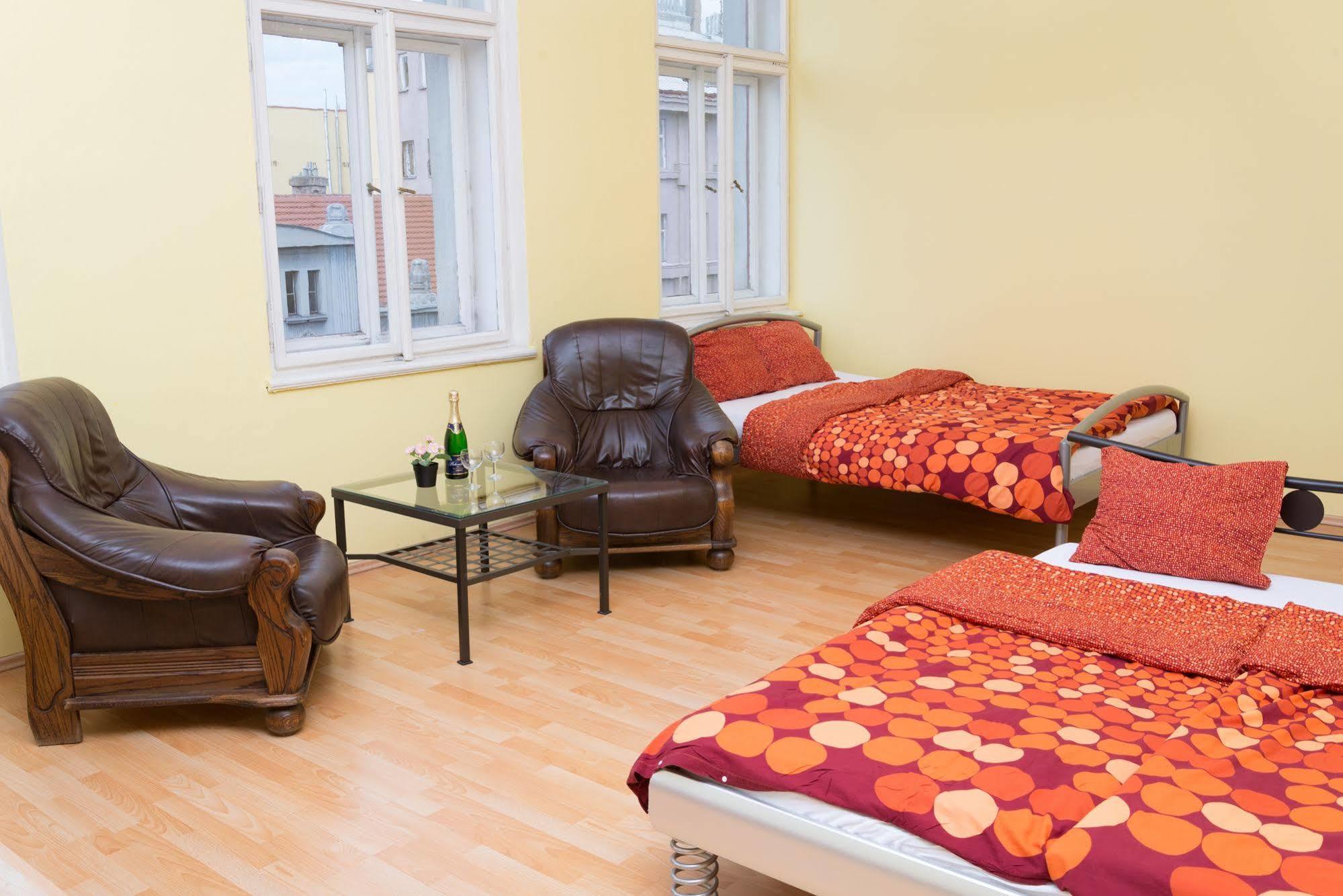 Club Hotel Praha Buitenkant foto